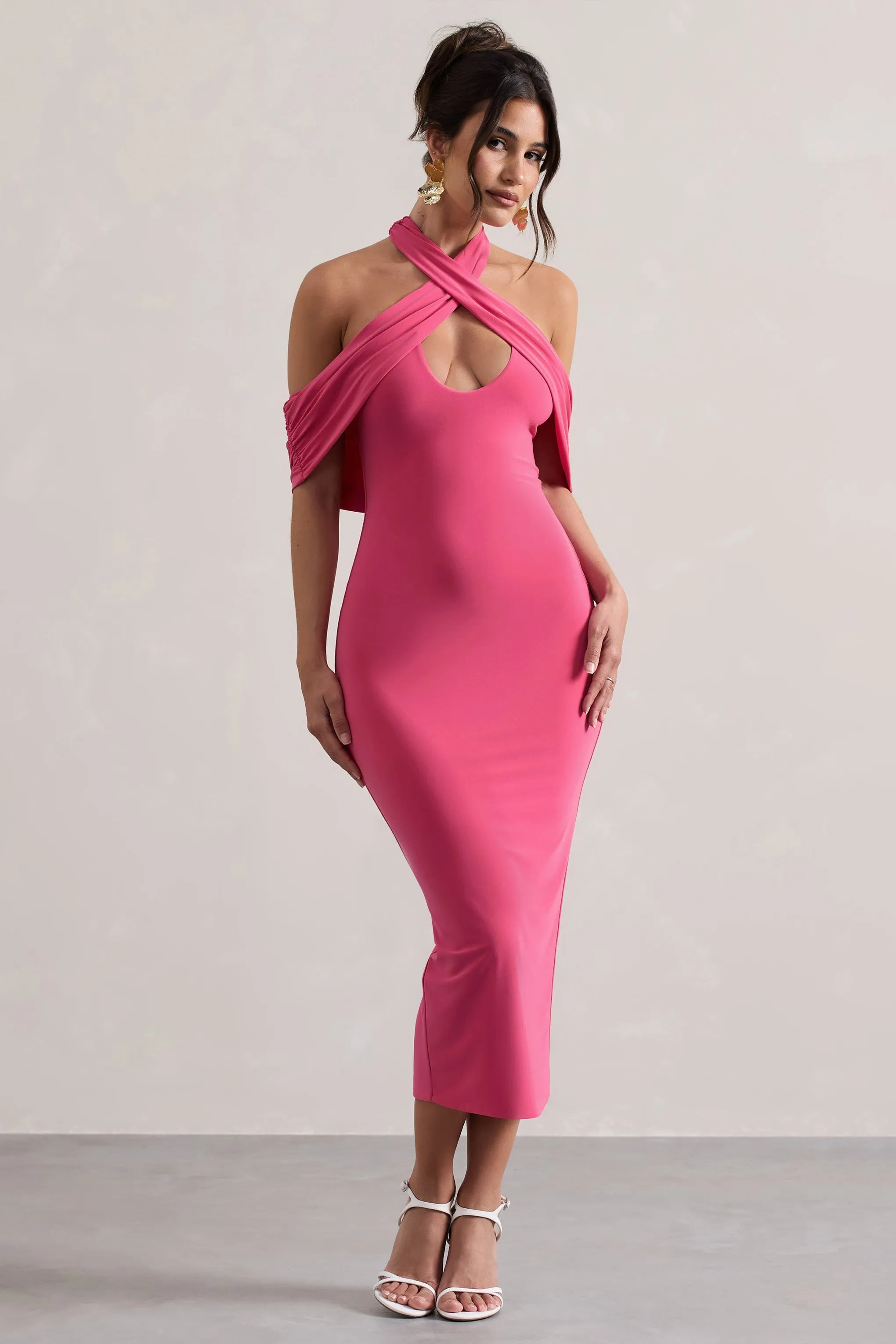 Connect | Robe mi-longue moulante corail à décolleté croisé et découpes au cou.