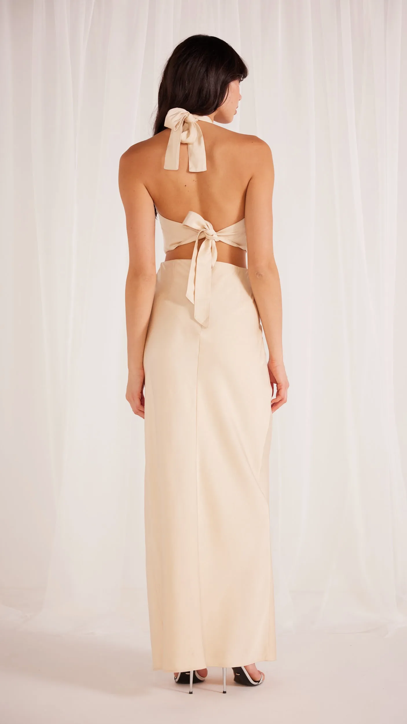 Finlay Satin Halter Gown Champagne