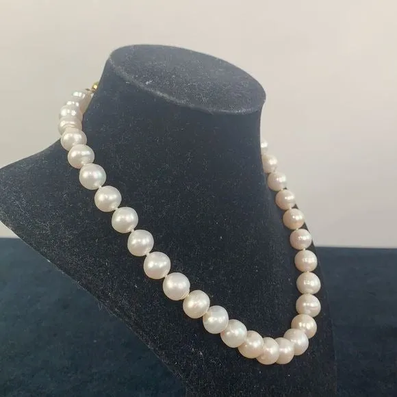 NWT 14KT freshwater pearl necklace