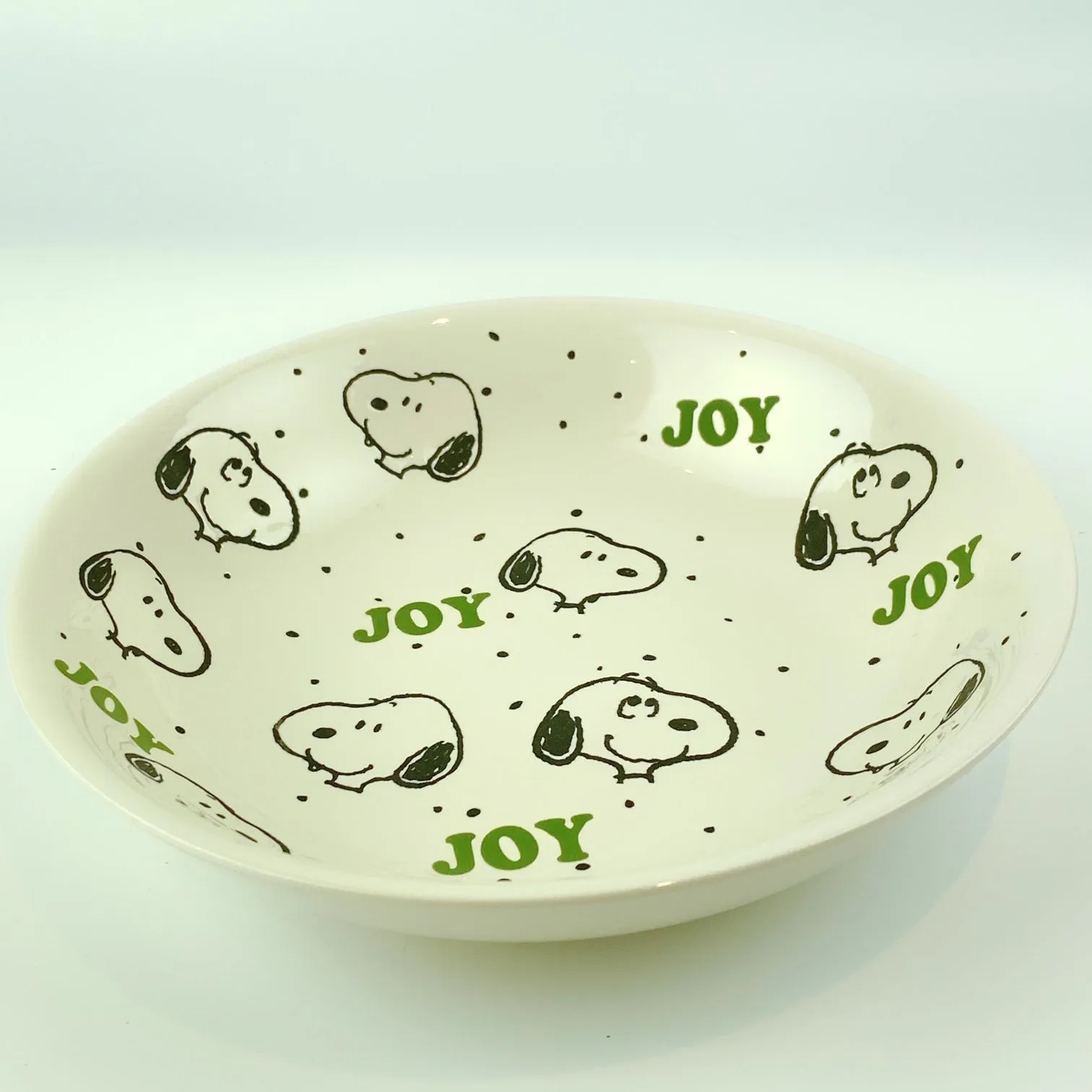 Peanuts Charlie Brown & Friends & Snoopy Dot Dot Joy Holiday Bowl 9"