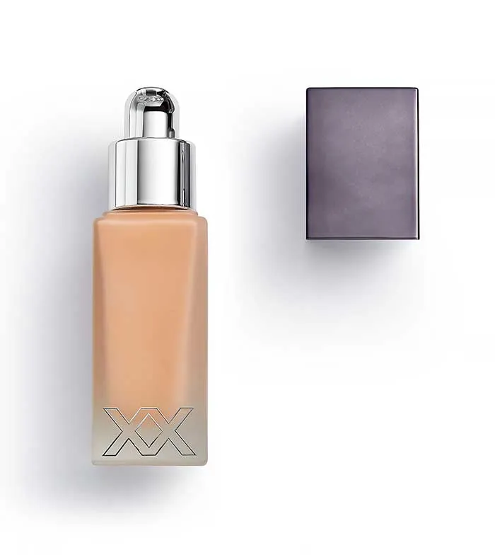 XX Revolution - Base de maquillaje Liquid Skin Fauxxdation - FX8.2